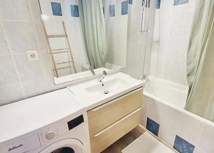 La Gare: 50m2, 4 Prs, 2 Ch - Proximite Cite Gastro Appartement *