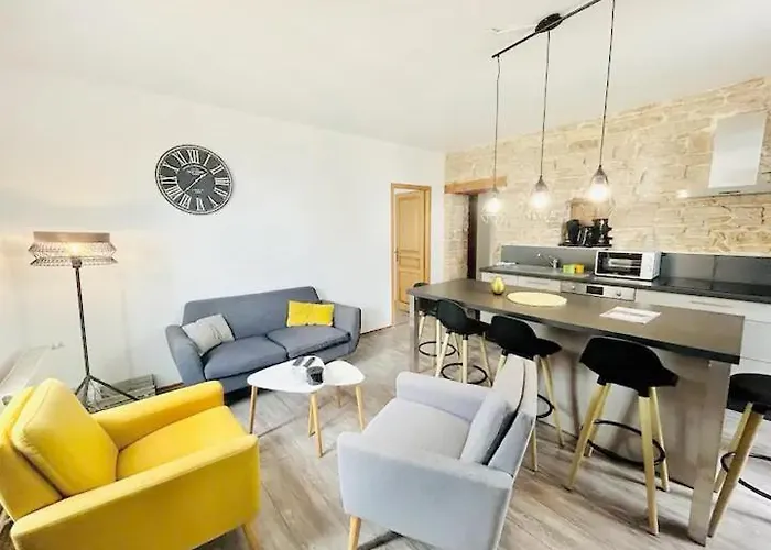 La Gare: 50m2, 4 Prs, 2 Ch - Proximite Cite Gastro Appartement *