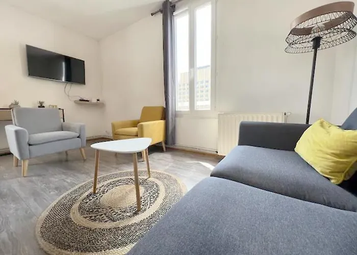 La Gare: 50m2, 4 Prs, 2 Ch - Proximite Cite Gastro Ντιζόν